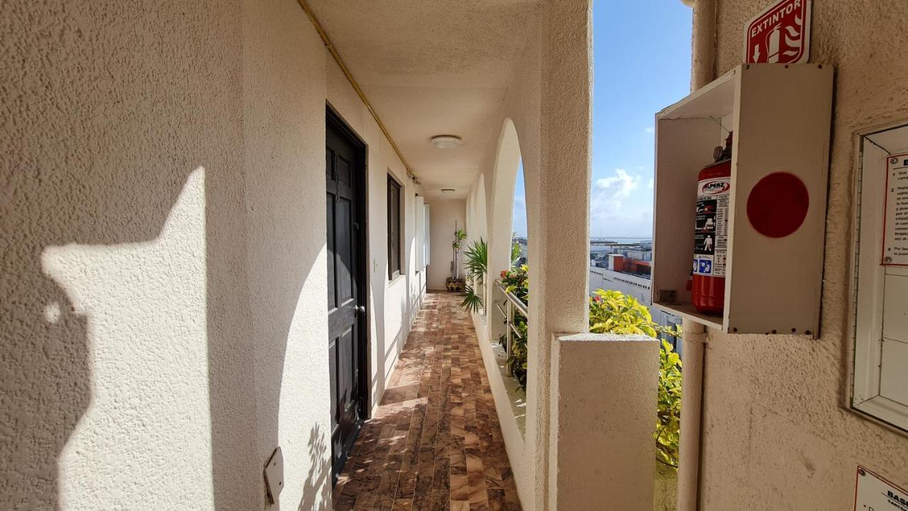 Cozy Ocean Front Penthouse At Marlin Beach Apartment Канкун Екстериор снимка